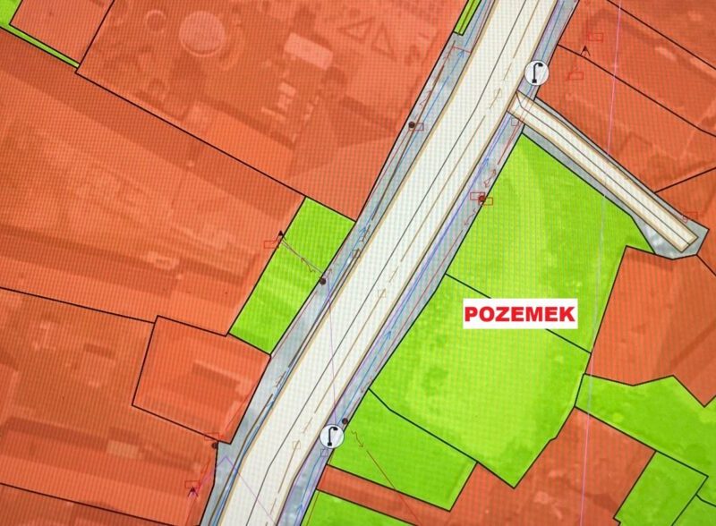 Stavební pozemek v Roudné 905 m2 (3000,-Kč/m2)